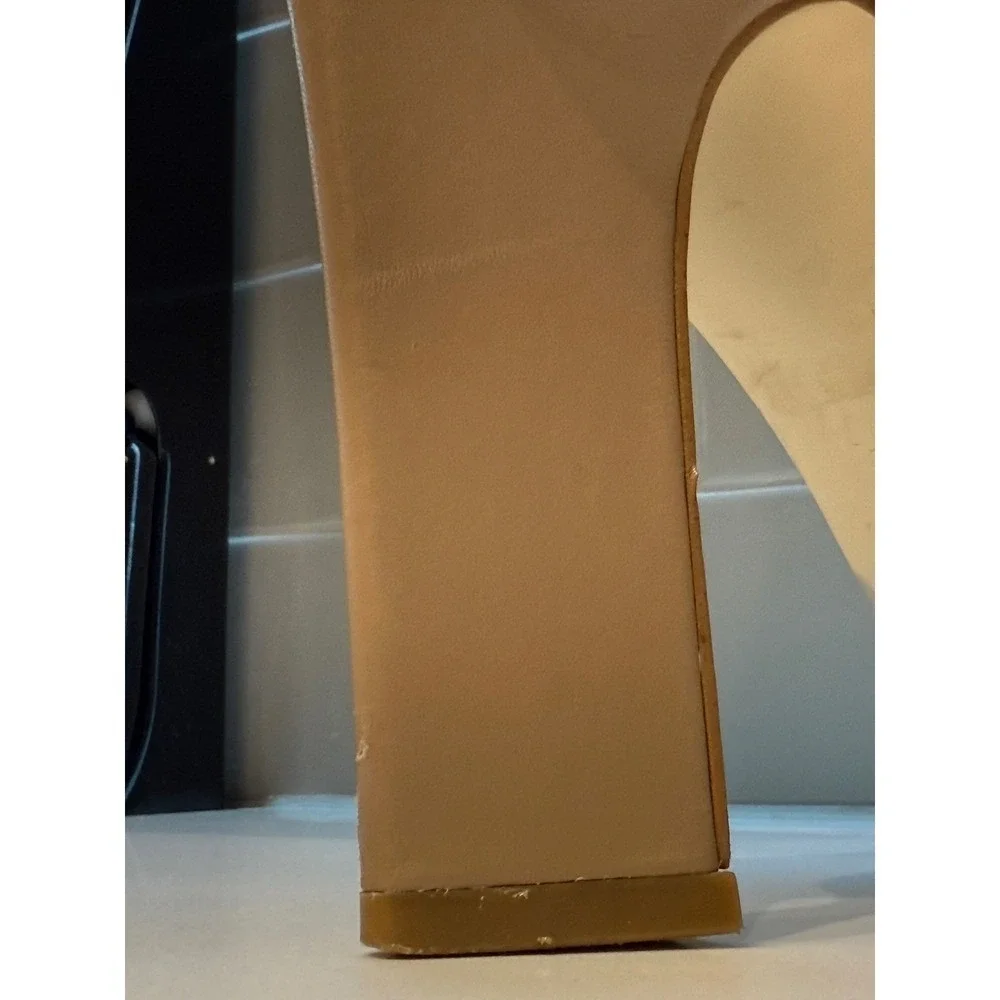 Marc Fisher LTD Pointed Toe Tan Leather Heeled Ankle Boots Booties 8.5M